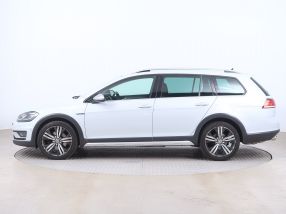 Volkswagen Golf - 2017