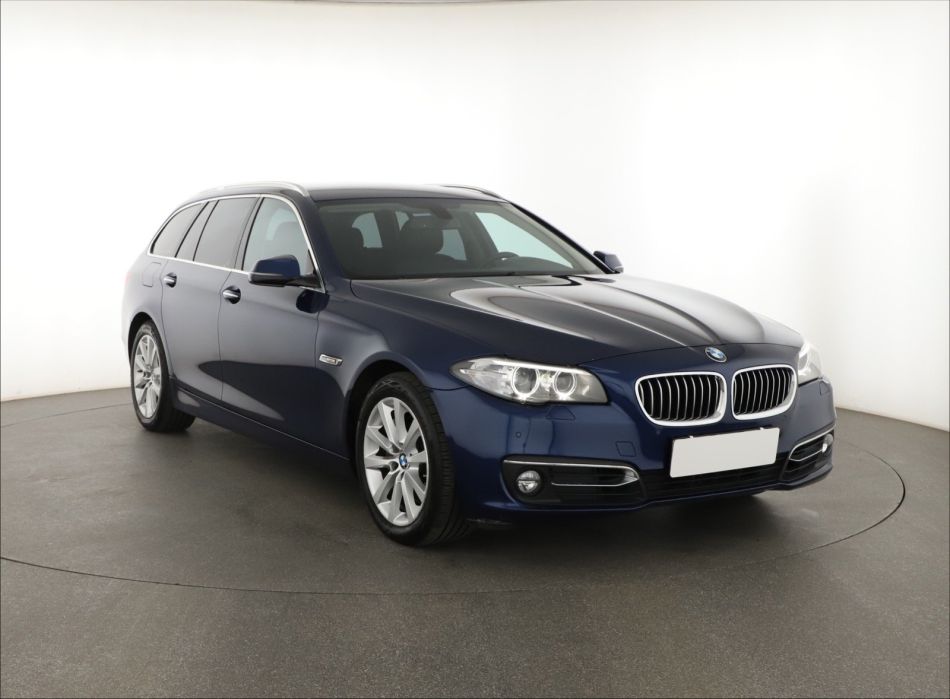 BMW 5 - 2016