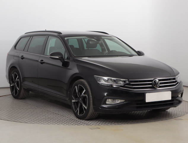 Volkswagen Passat 2022