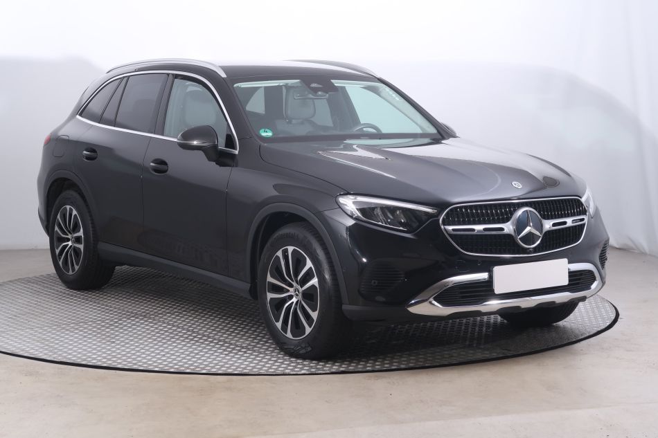Mercedes-Benz GLC - 2023
