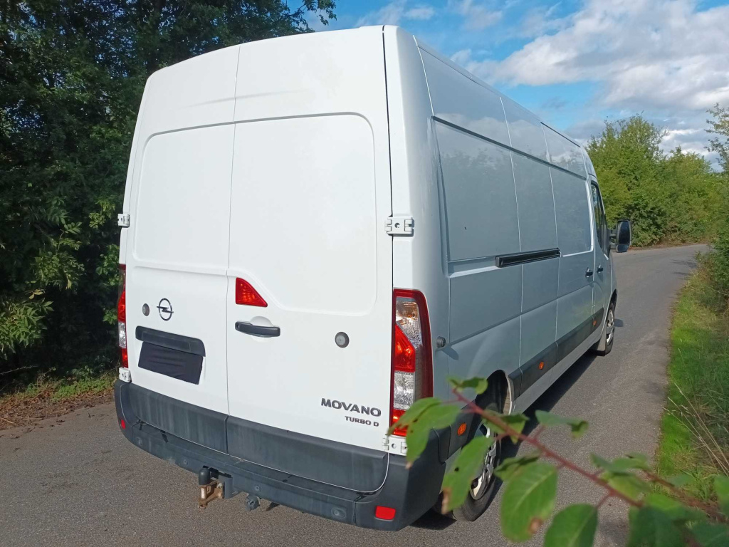Opel Movano