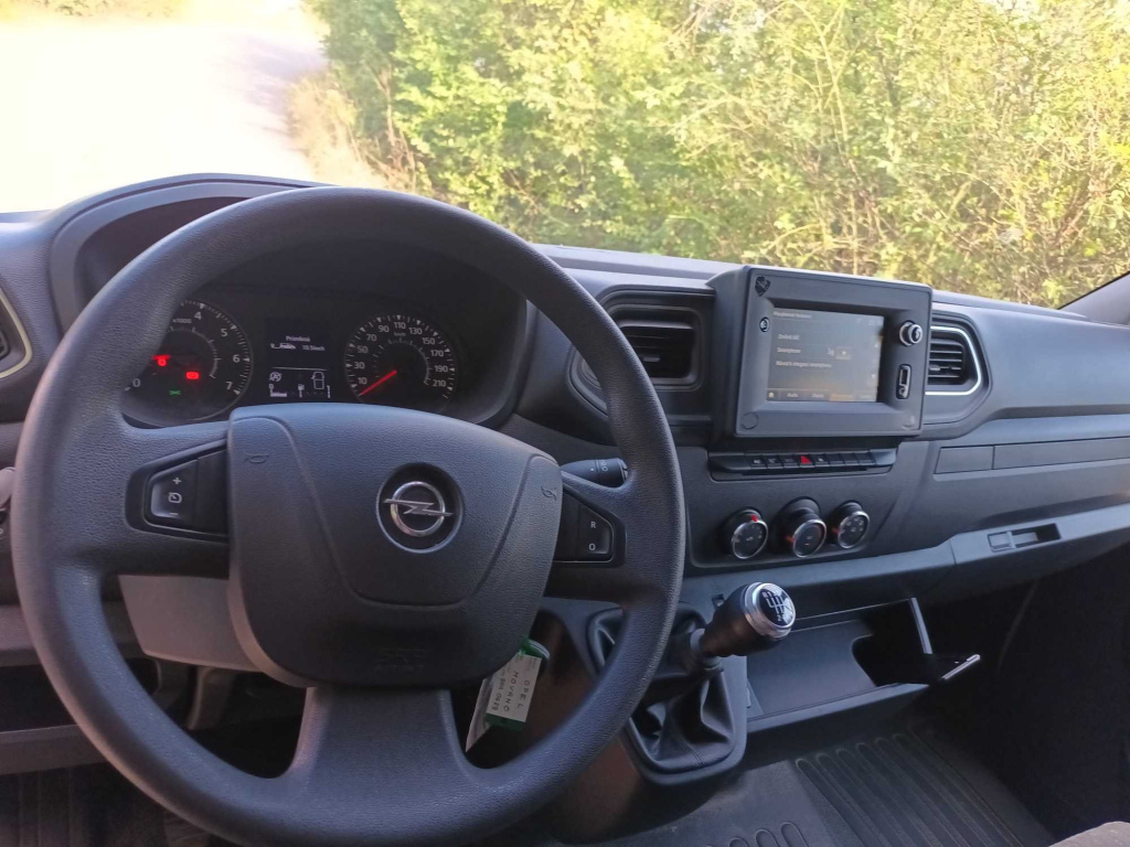 Opel Movano