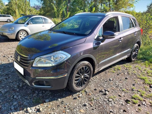 Suzuki SX4 S-Cross 2014