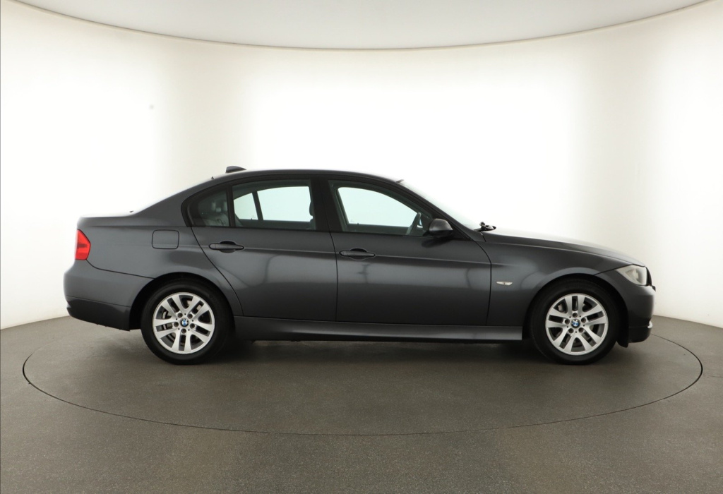 BMW 3