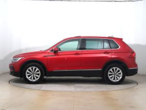 Volkswagen Tiguan - 2022