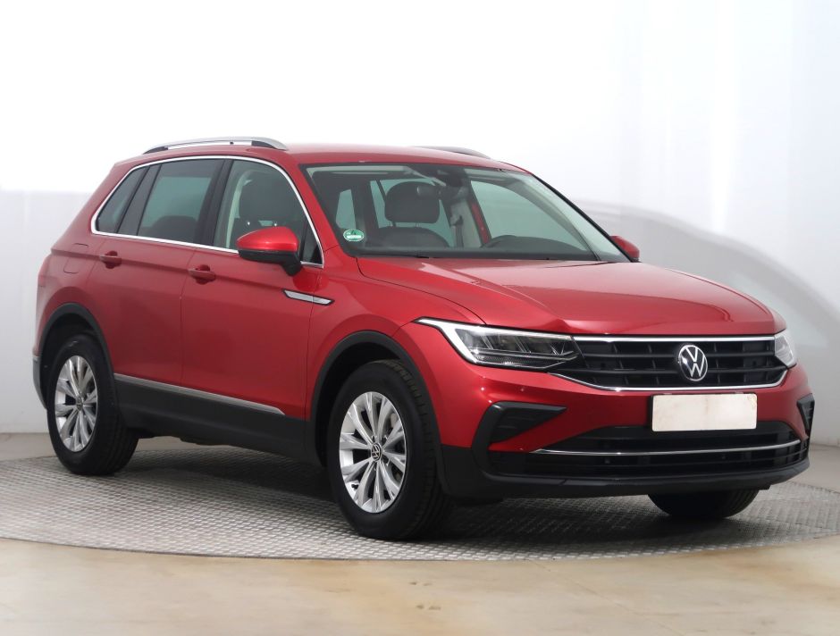 Volkswagen Tiguan - 2022