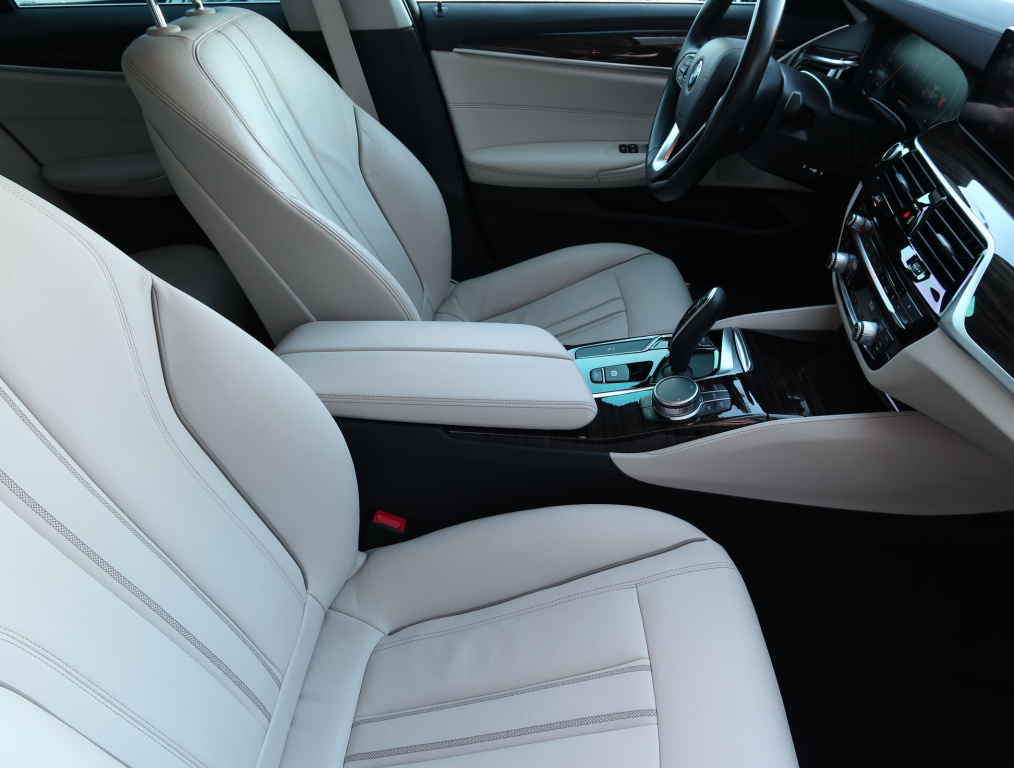 BMW 5