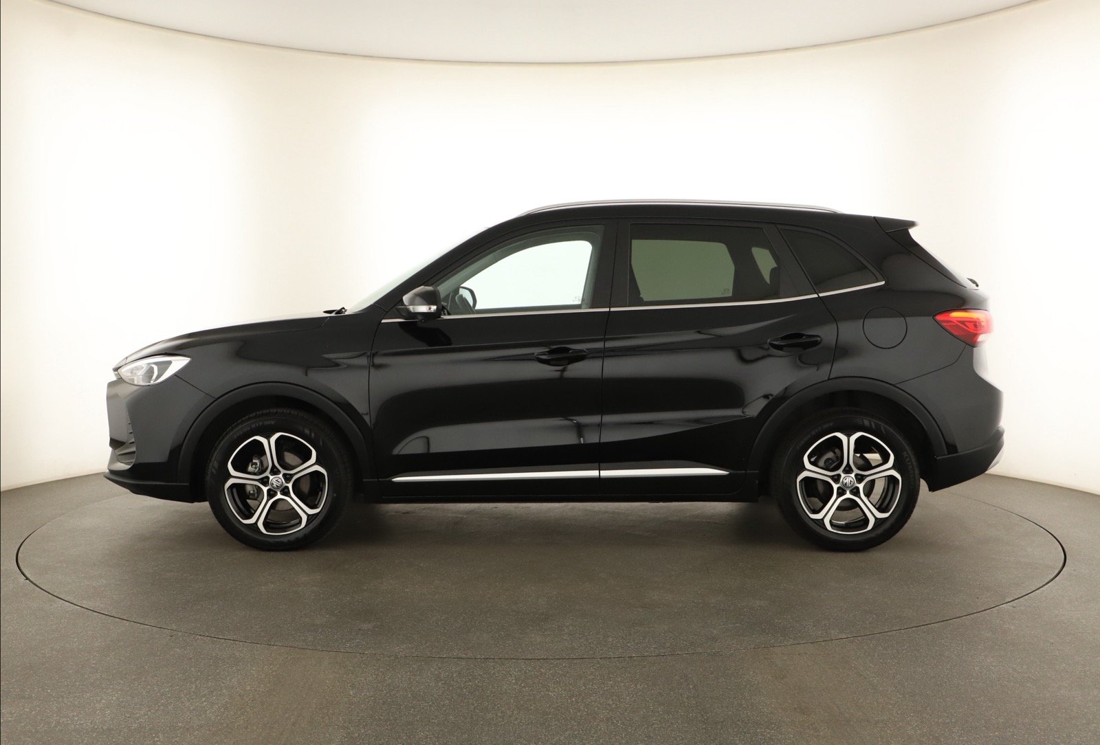 MG ZS SUV - 2025