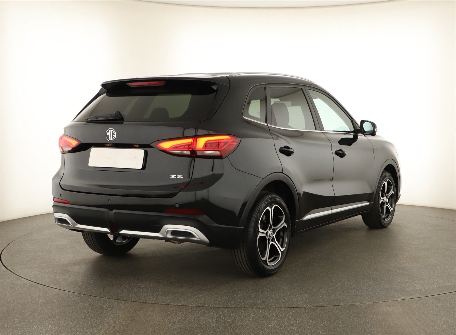 MG ZS SUV - 2025