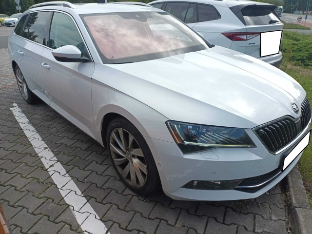 Škoda Superb 2016
