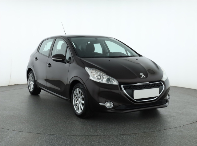 Peugeot 208 2013