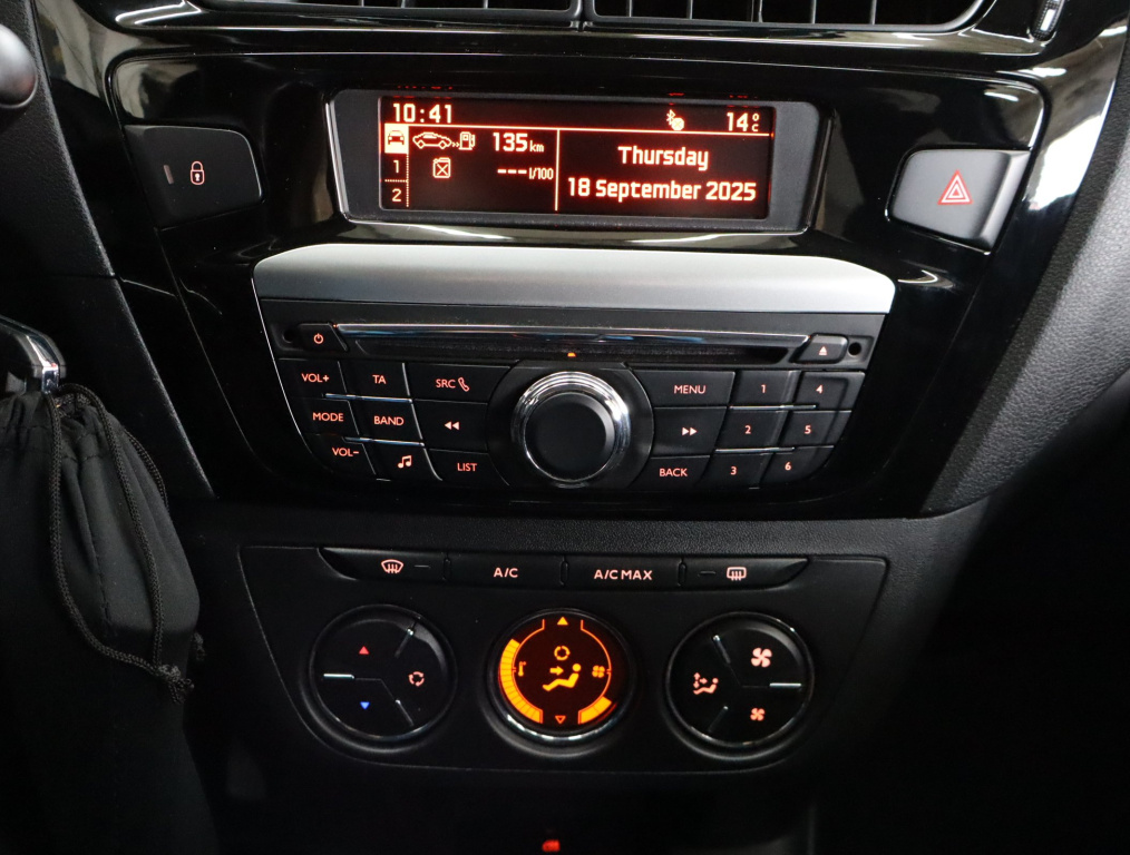 Peugeot 301