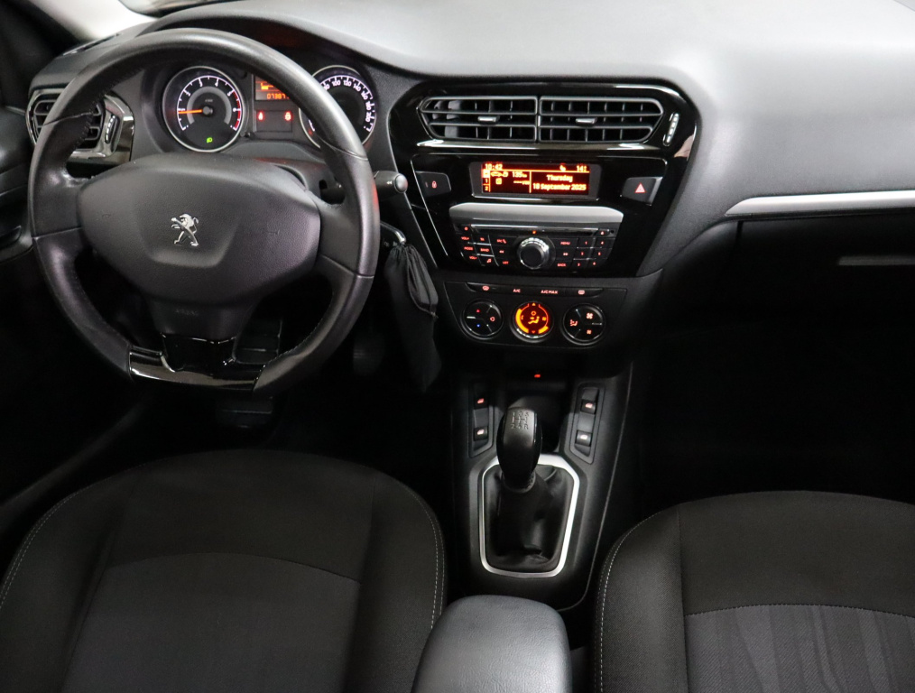 Peugeot 301