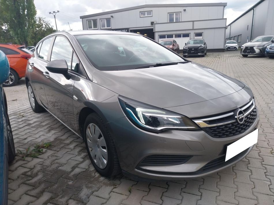 Opel Astra - 2016