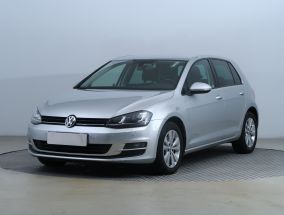 Volkswagen Golf - 2016