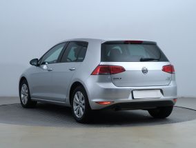 Volkswagen Golf - 2016