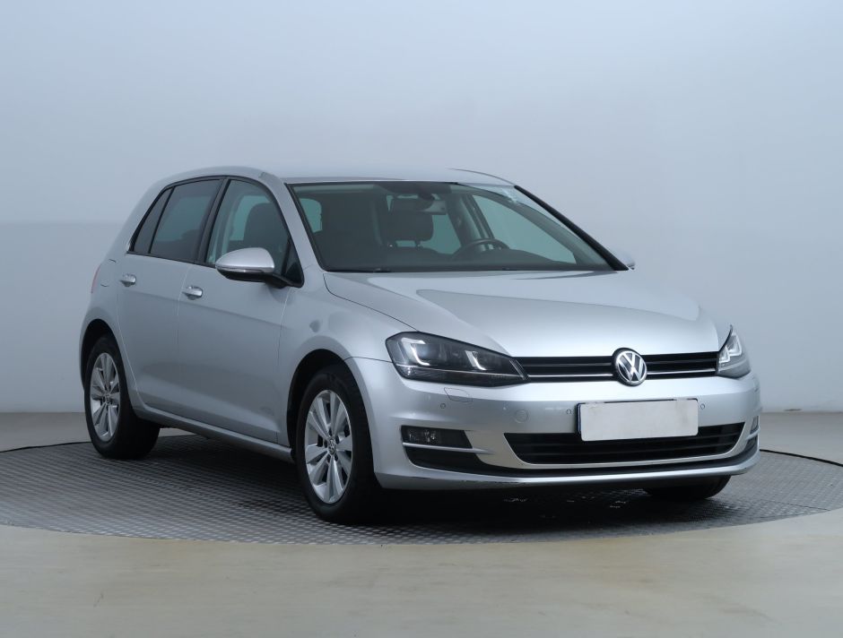 Volkswagen Golf - 2016