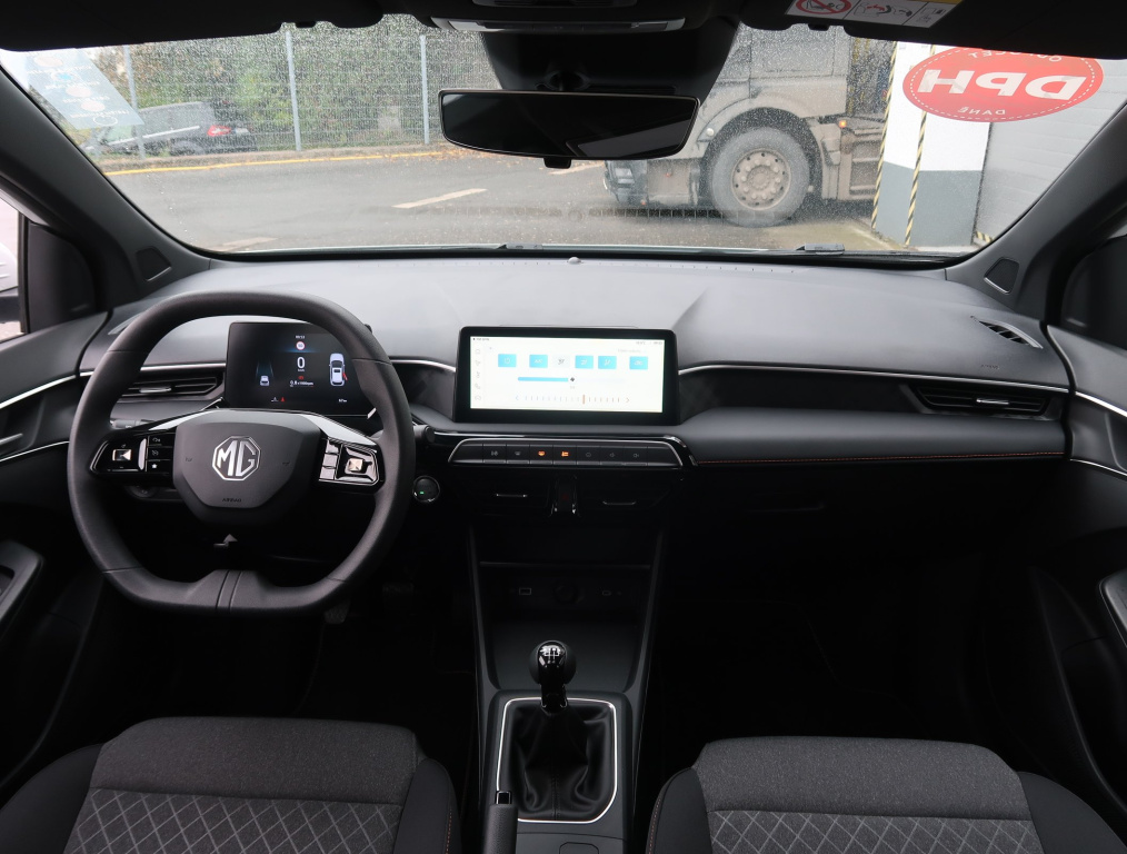 MG 3