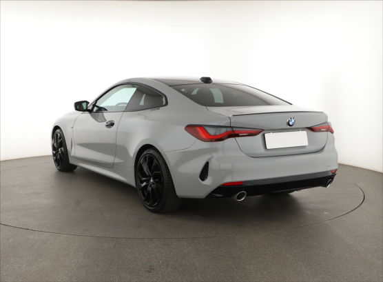 BMW 4