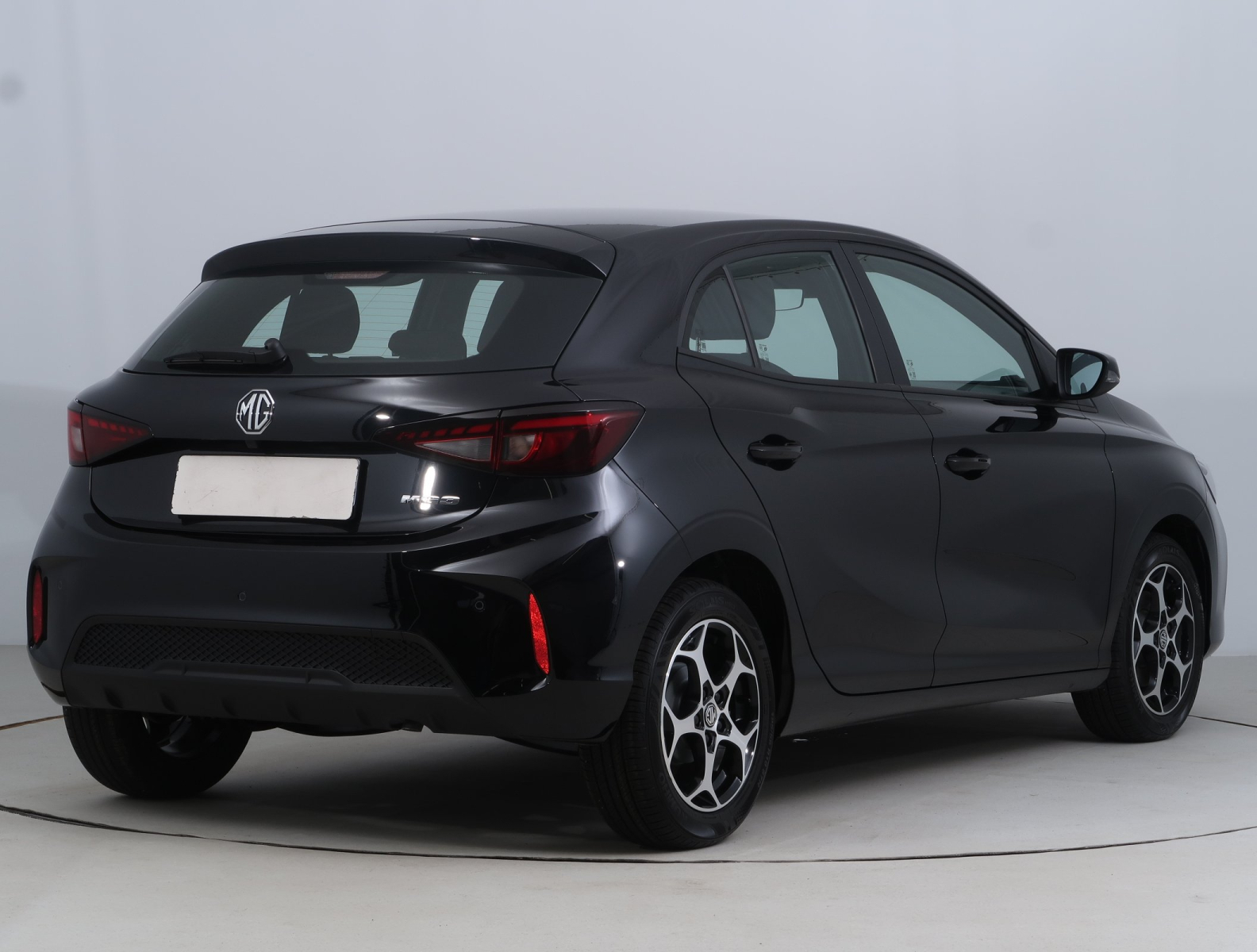MG 3 - 2025