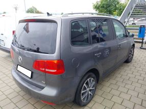 Volkswagen Touran - 2011