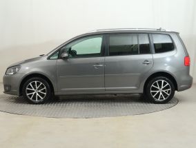 Volkswagen Touran - 2011