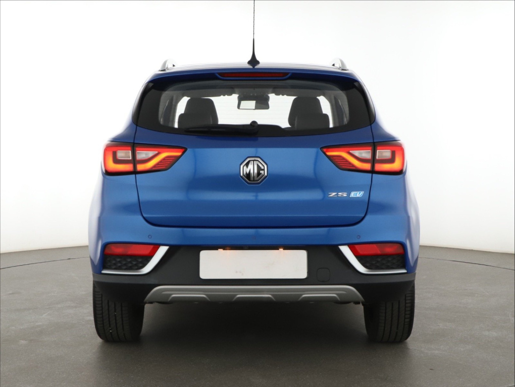 MG ZS SUV