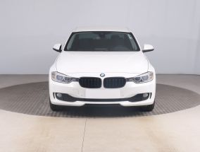 BMW 3 - 2012