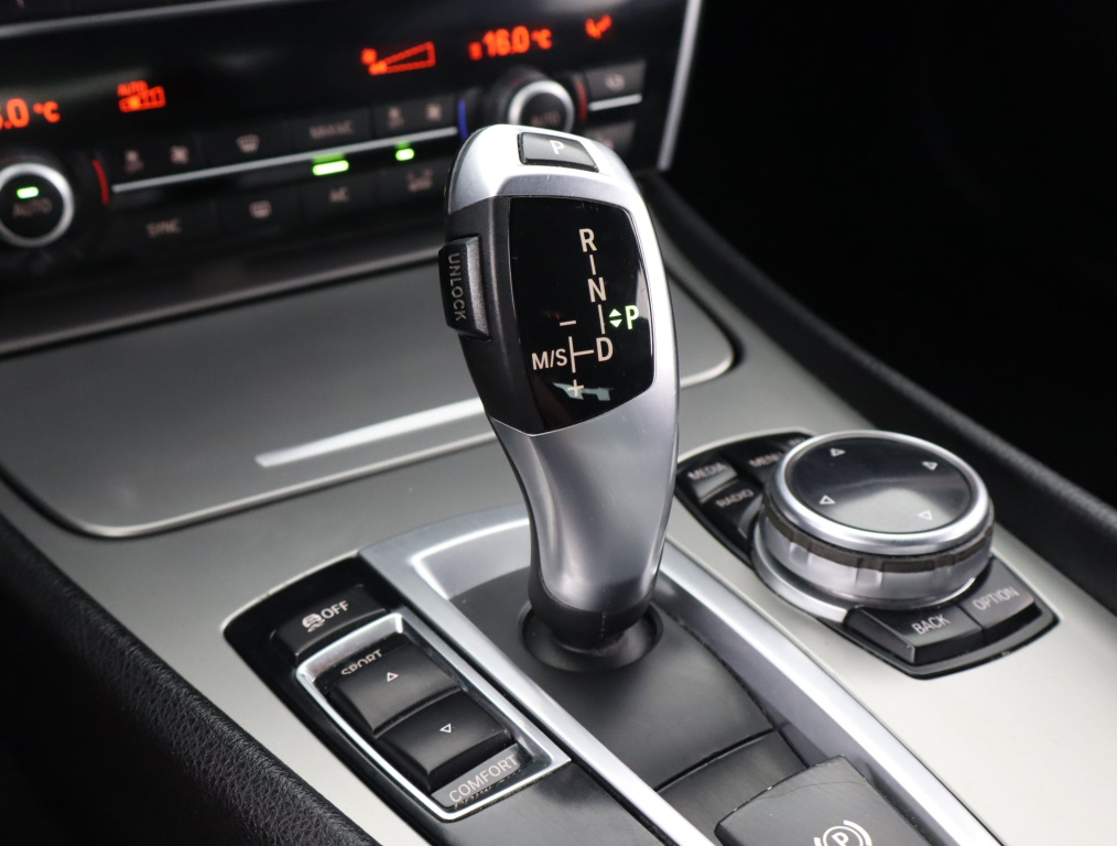 BMW 5GT