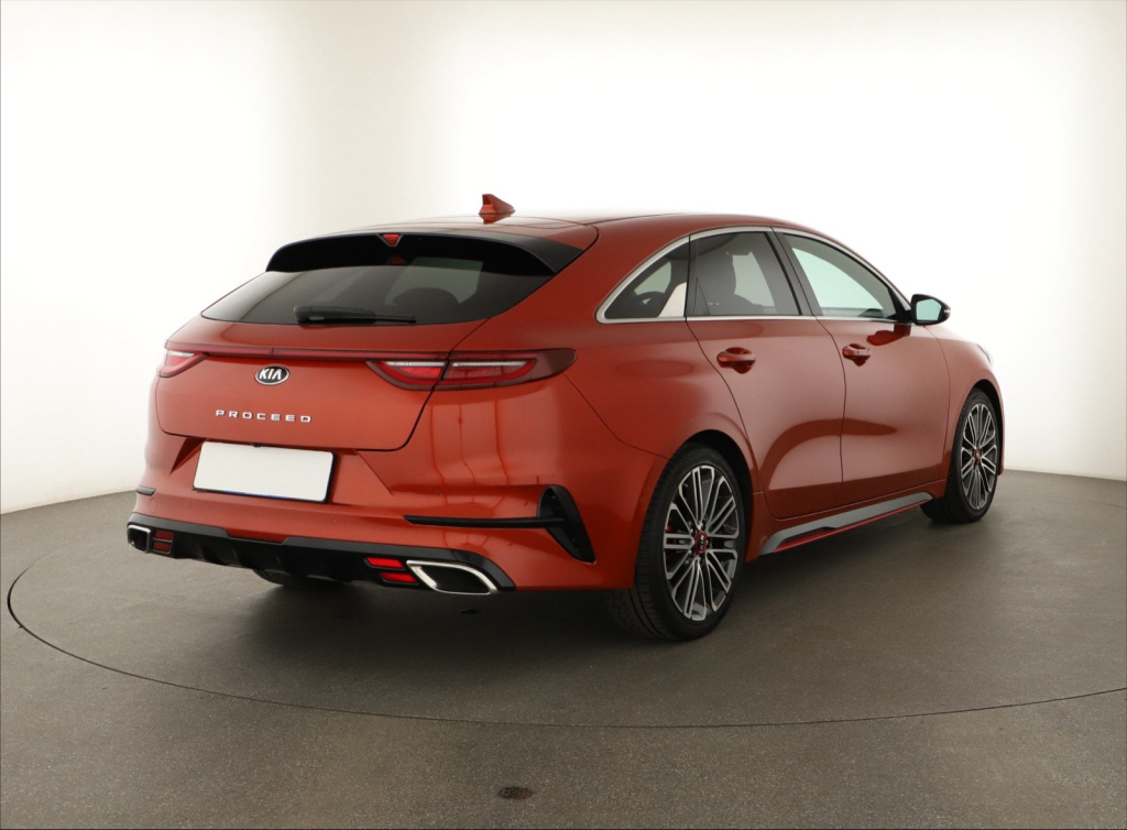 Kia ProCeed