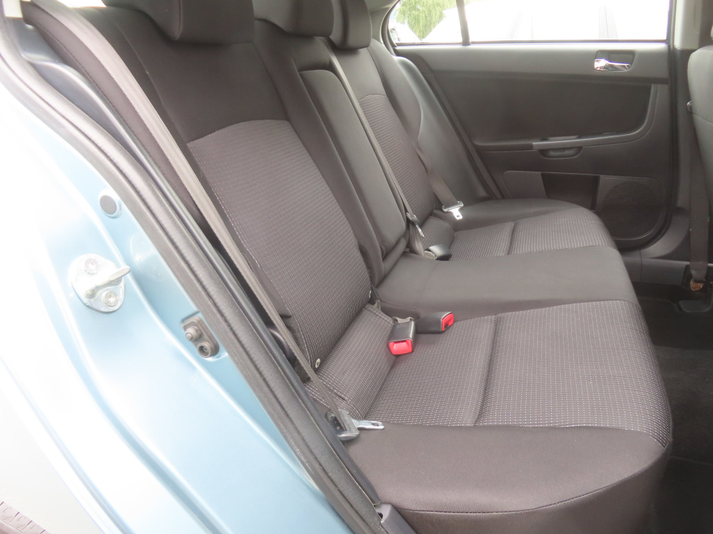 Mitsubishi Lancer