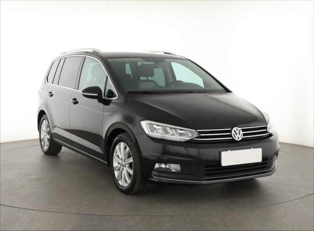 Volkswagen Touran 2016