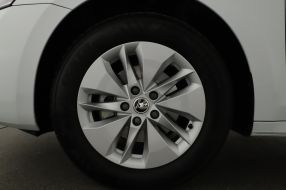 Škoda Octavia - 2024