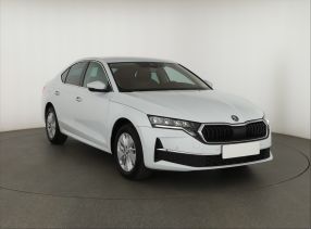 Škoda Octavia - 2024