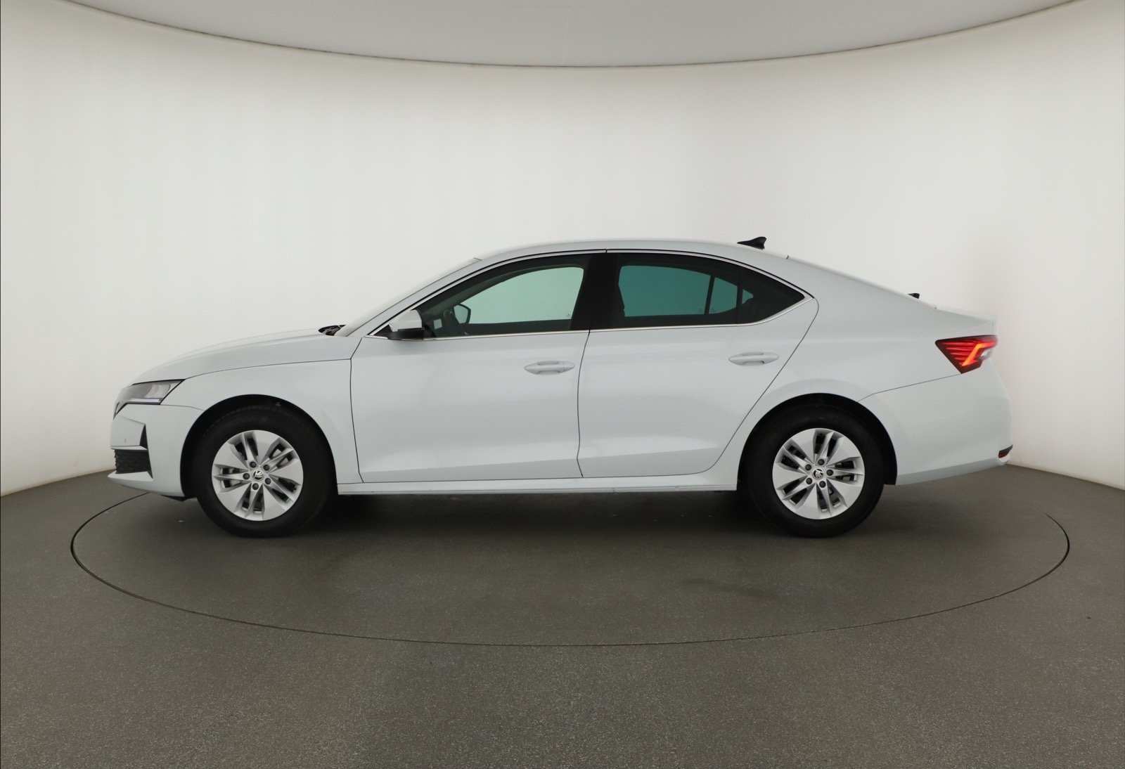 Škoda Octavia - 2024