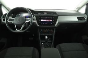Volkswagen Touran - 2023