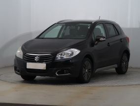 Suzuki SX4 S-Cross - 2015