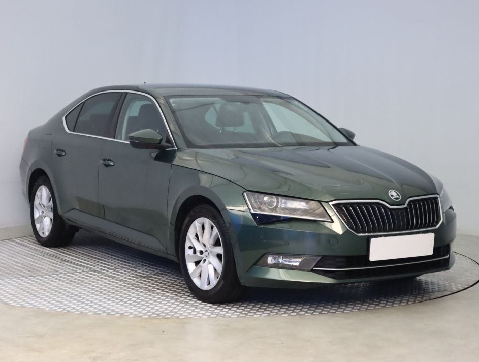 Skoda Superb - 2019