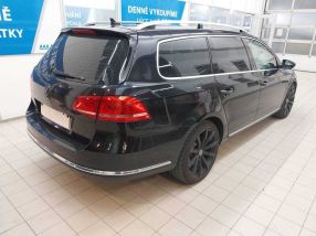 Volkswagen Passat - 2011