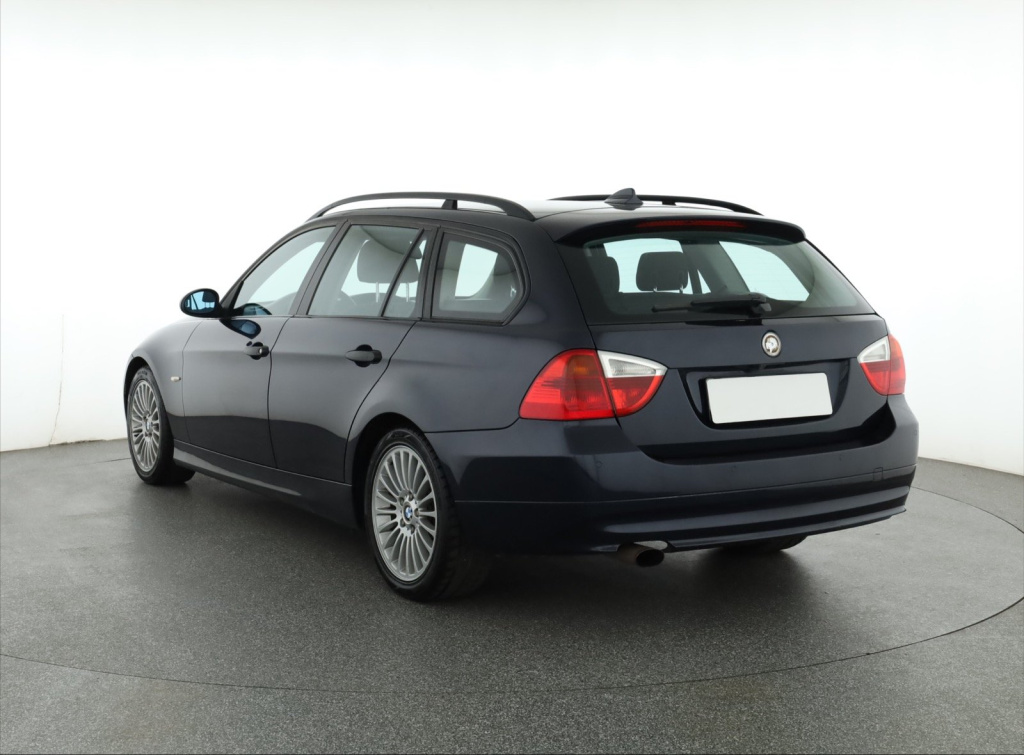 BMW 3