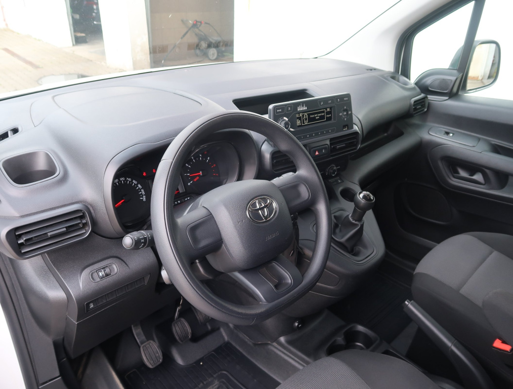Toyota Proace City