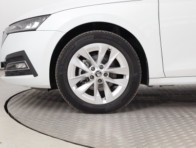 Škoda Octavia - 2024