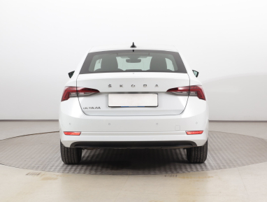 Škoda Octavia - 2024
