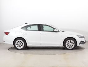 Škoda Octavia - 2024