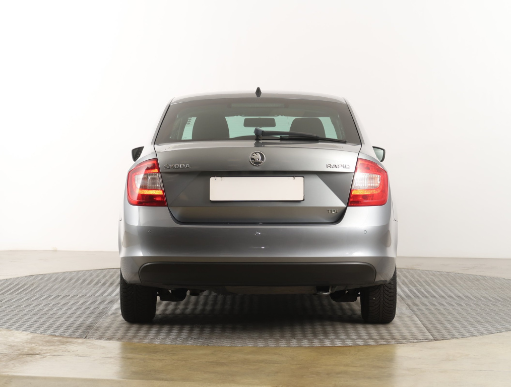 Škoda Rapid
