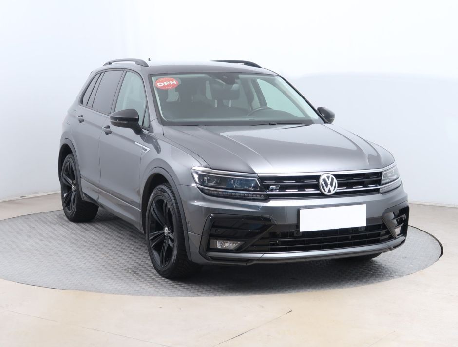 Volkswagen Tiguan - 2020
