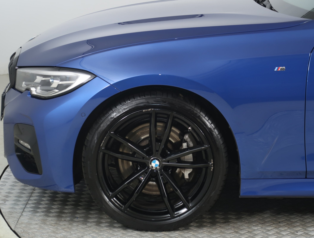 BMW 3