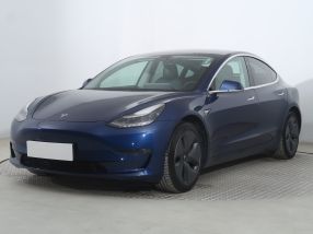 Tesla Model 3 - 2020