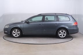 Volkswagen Passat - 2014