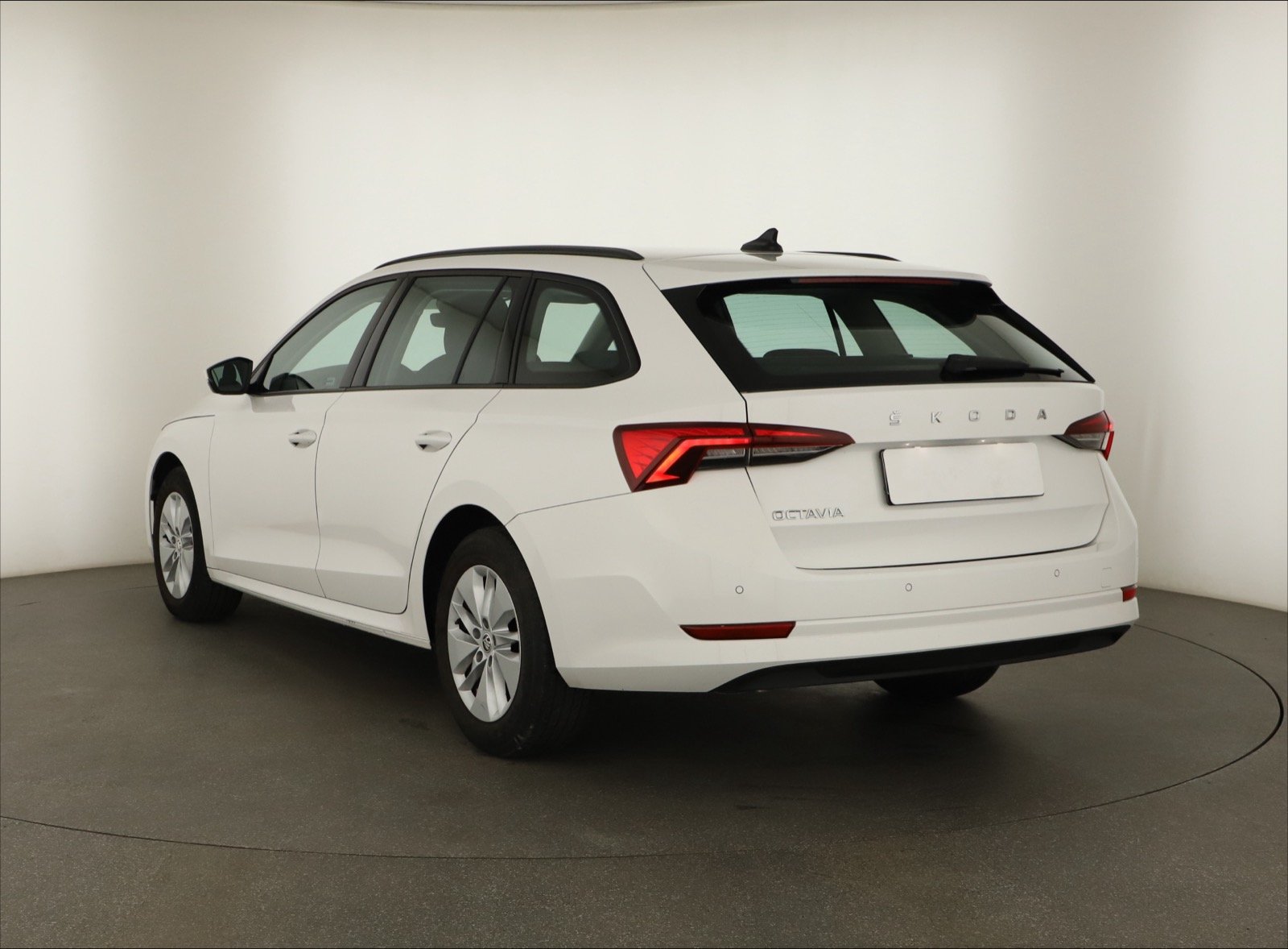 Škoda Octavia - 2023